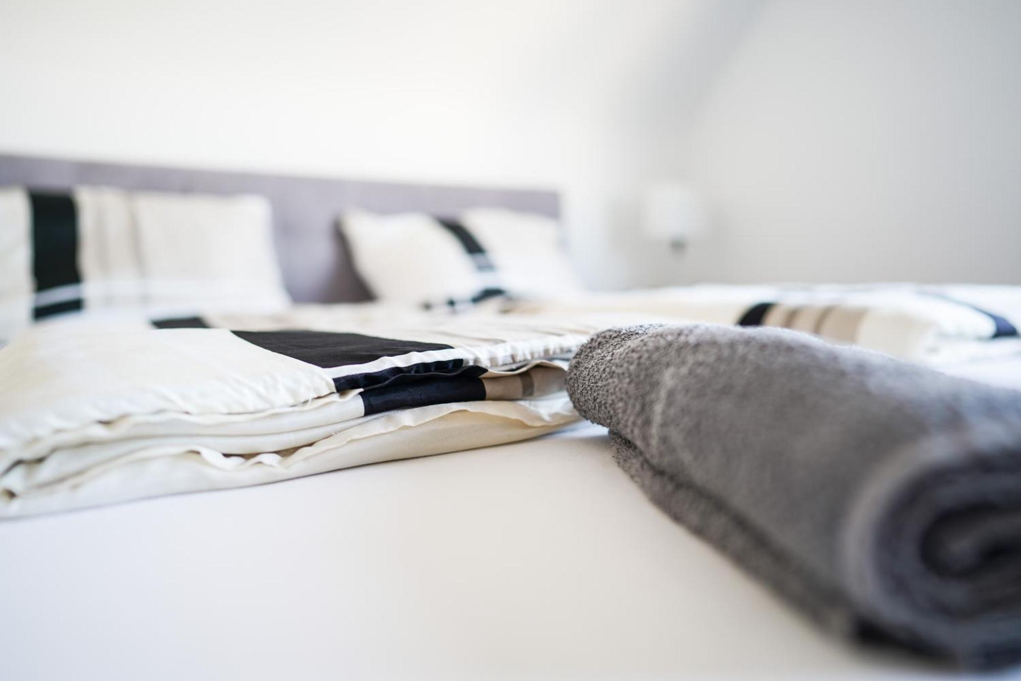 Luxus Maisonette In Mit Grosser Dachterrasse - Wehome Premium Apartment