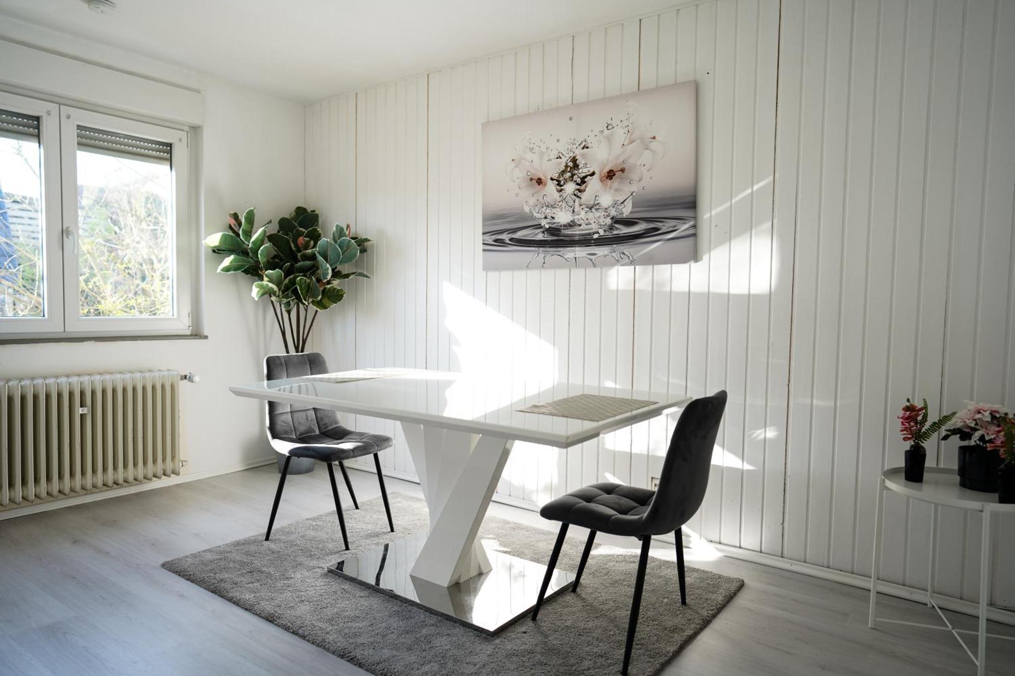 Luxus Maisonette In Mit Grosser Dachterrasse - Wehome Premium * Kaiserslautern